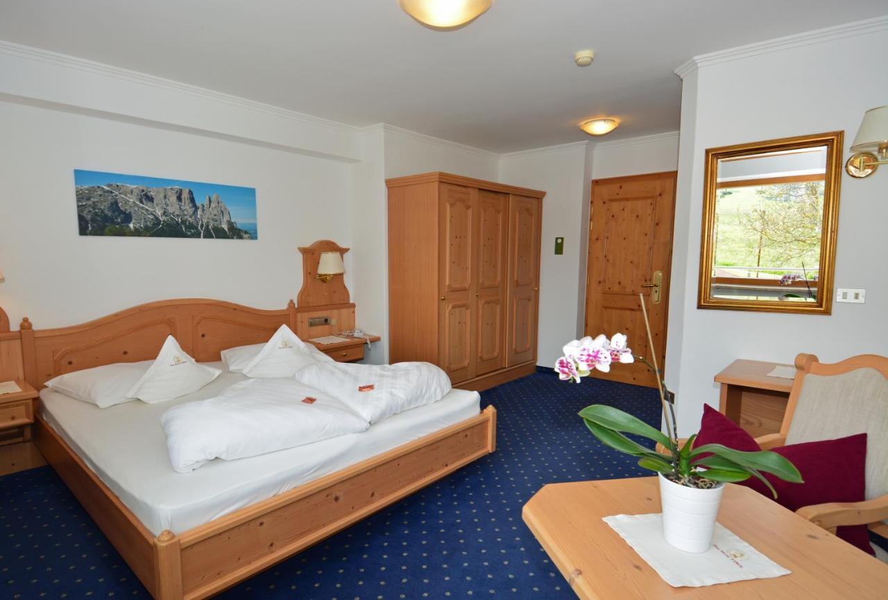 Parc Hotel Tyrol Castelrotto Exterior foto