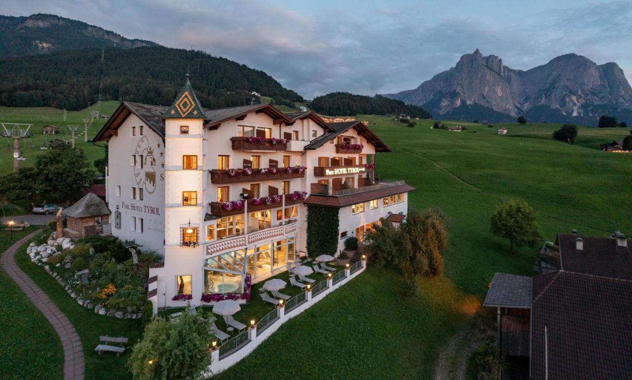 Parc Hotel Tyrol Castelrotto Exterior foto